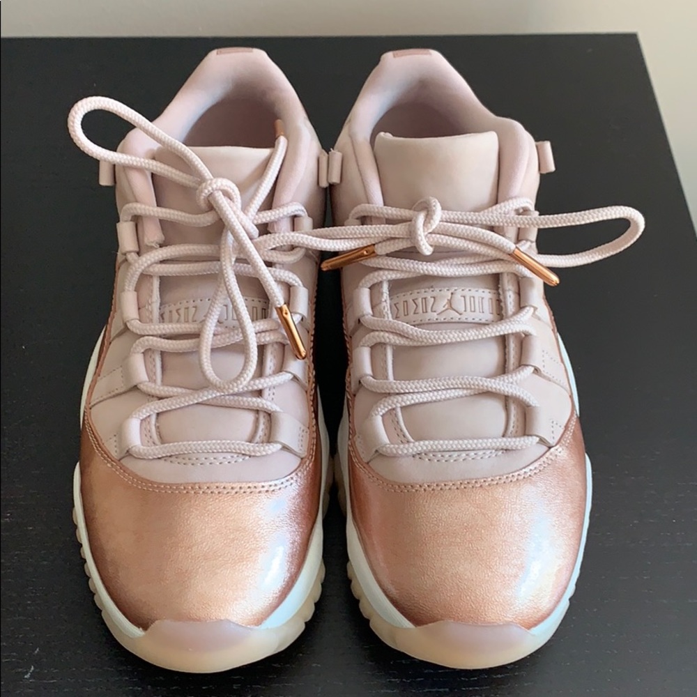 Jordan 11 low rose gold